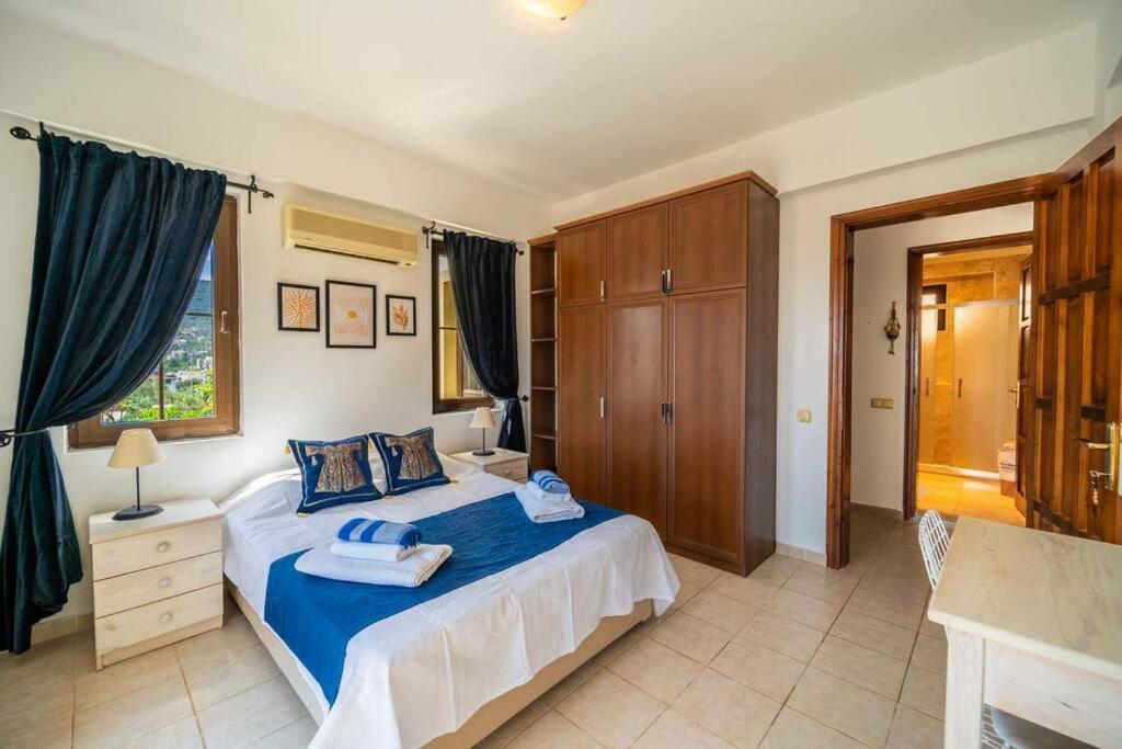 Azure Apartment With Sea View In Калкан Екстер'єр фото