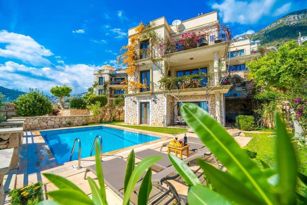Azure Apartment With Sea View In Калкан Екстер'єр фото